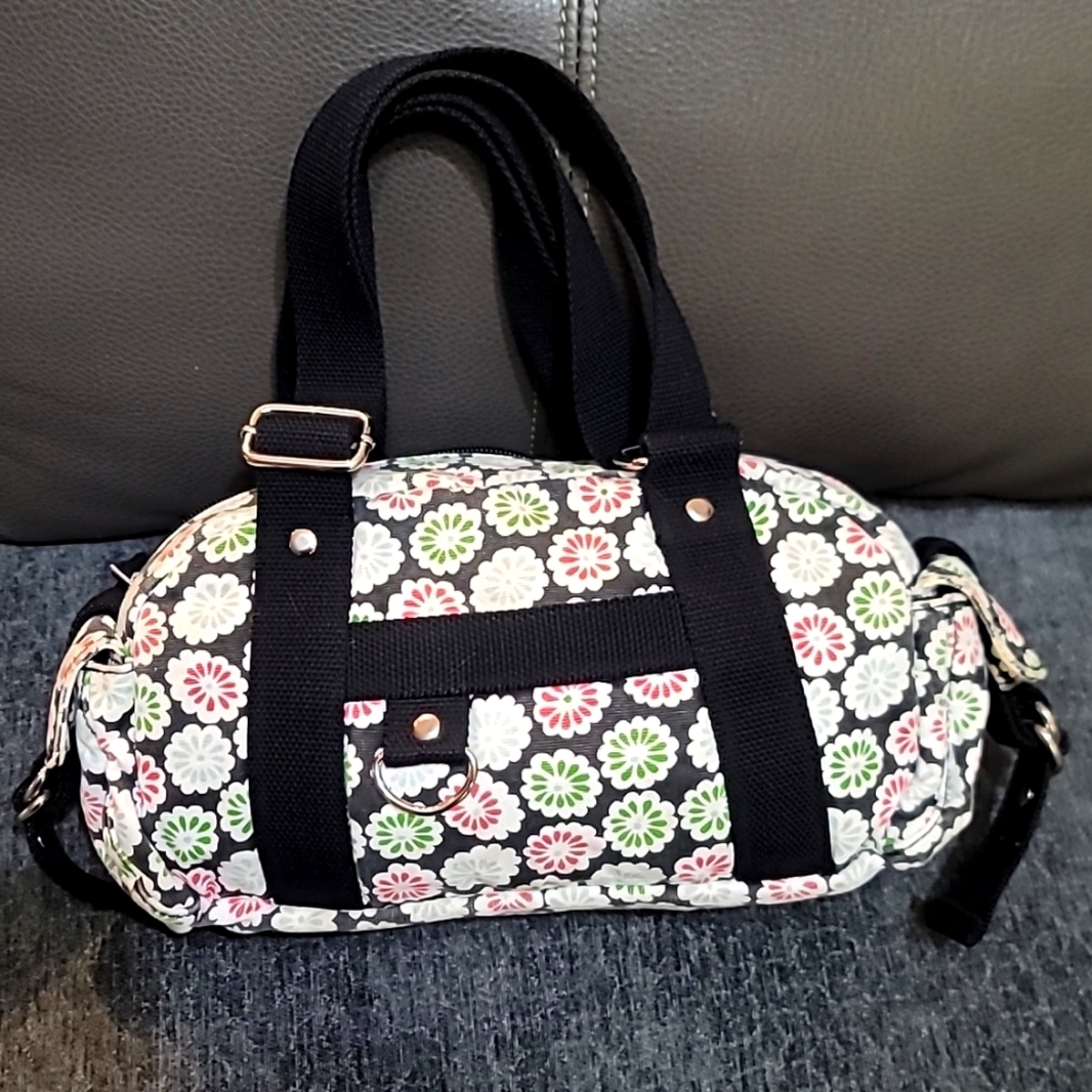 Old navy bag